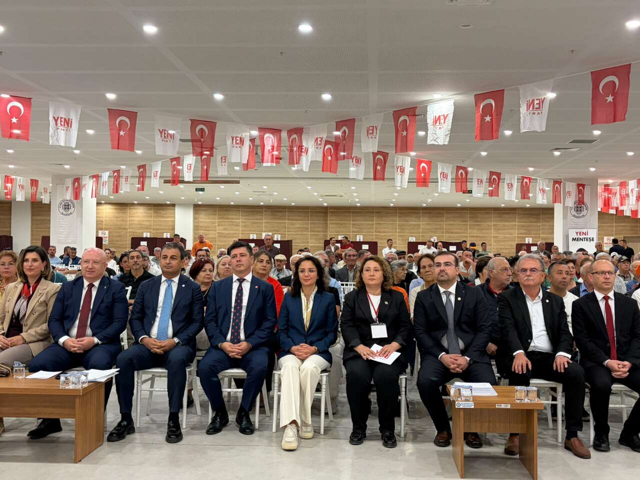 Menteşe’de Yeni Parti Ön Seçimi Başladı: İki Aday Başkanlık İçin Yarışıyor 10